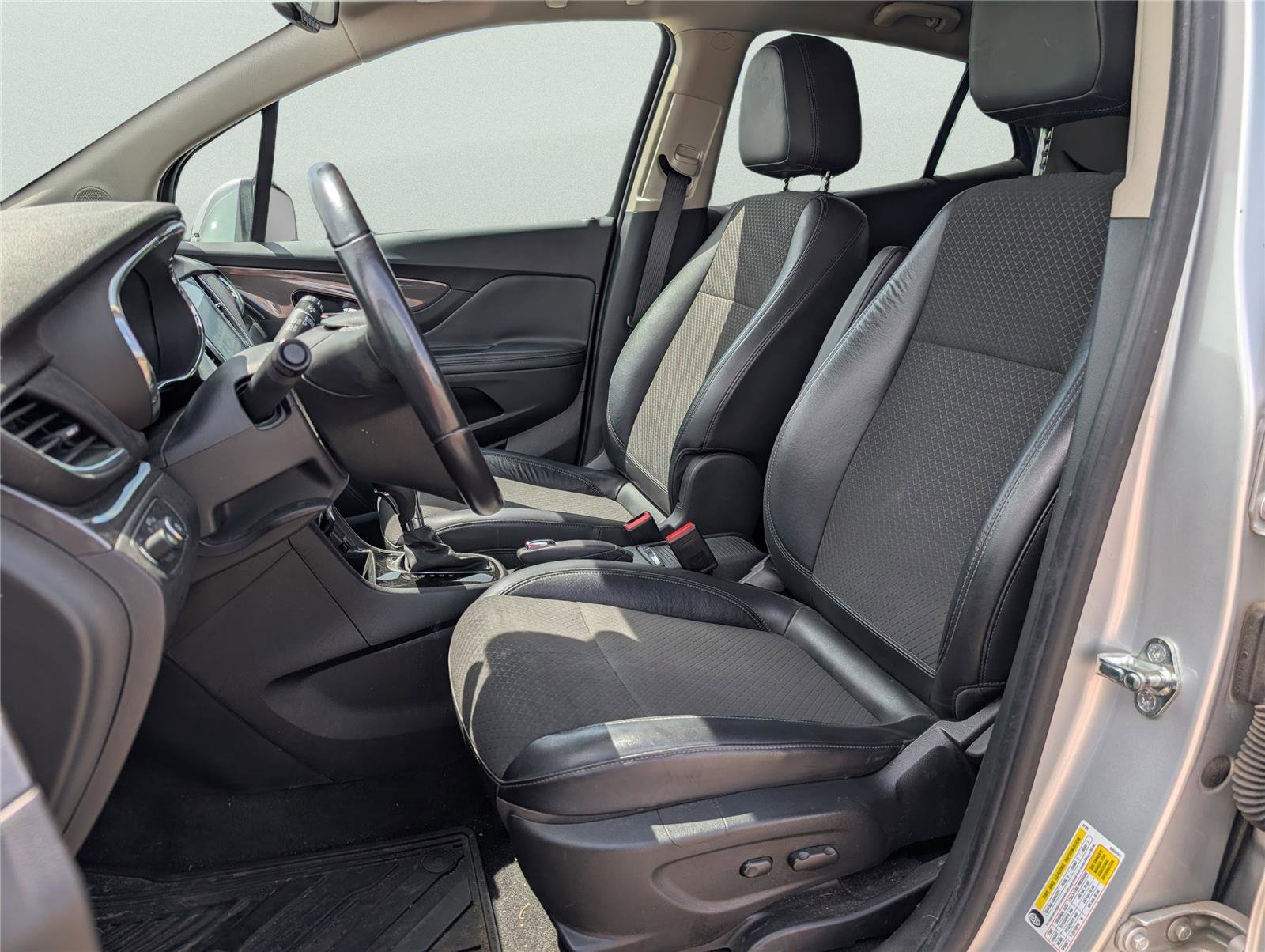 Used 2017 Buick Encore Preferred image 11
