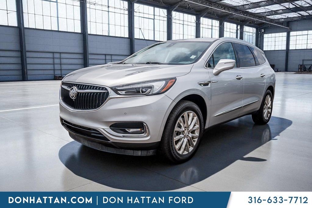 Used 2021 Buick Enclave Premium w/ Surround and Sites Package image 28