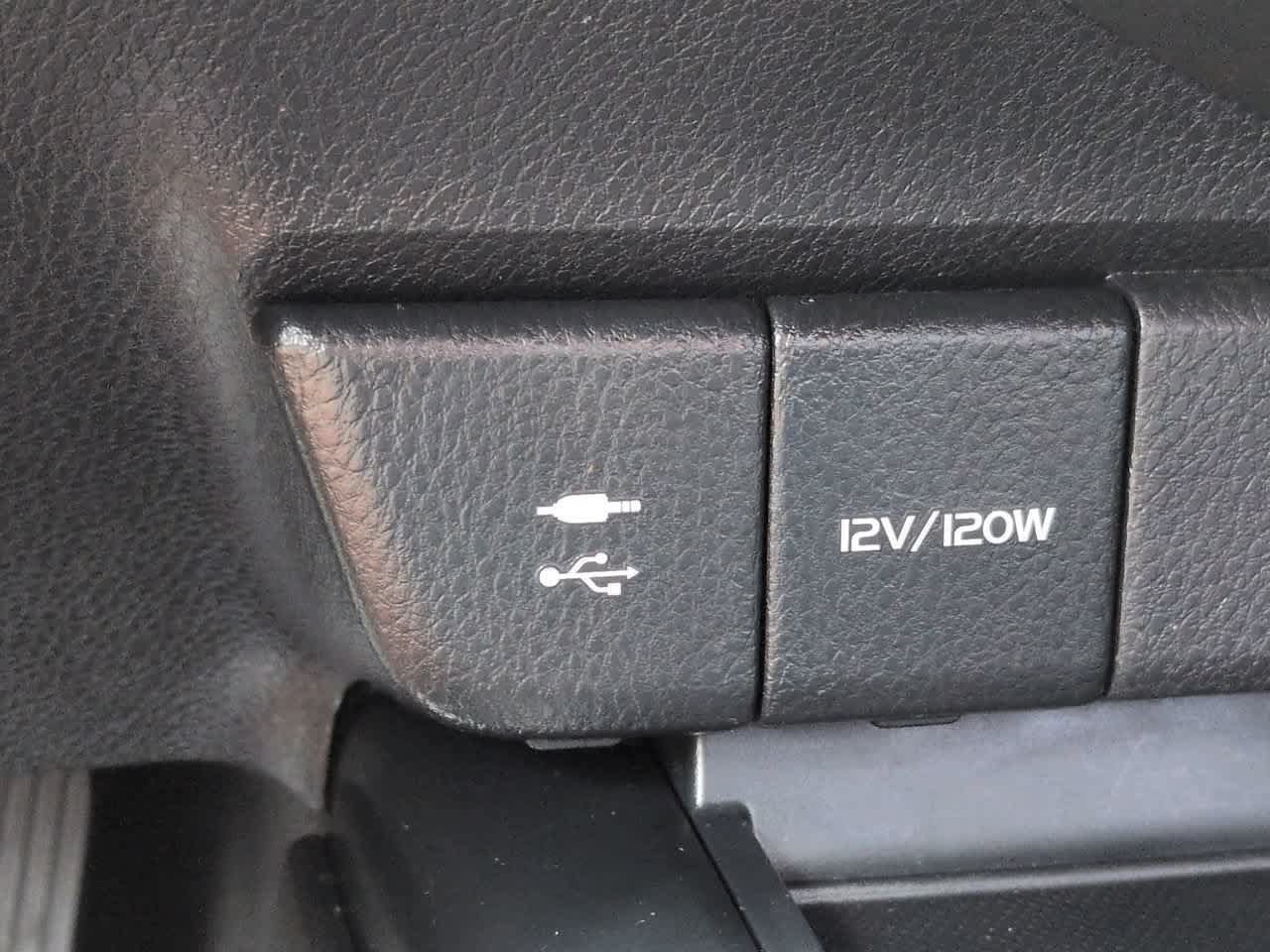 Used 2019 Toyota Camry SE FWD image 20