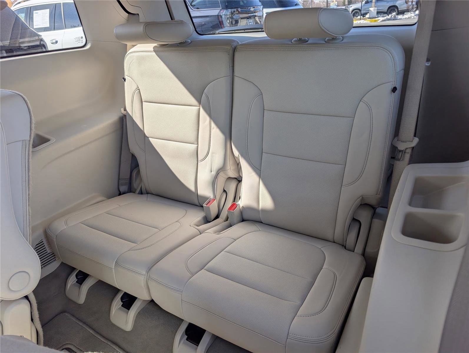 Used 2021 GMC Acadia Denali w/ Denali Ultimate Package image 16