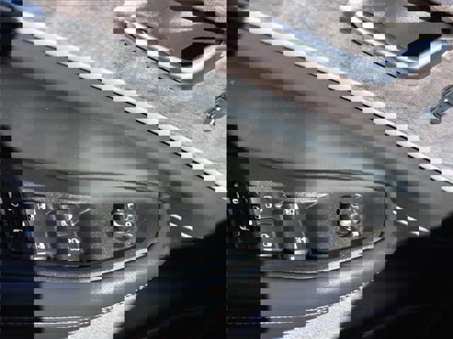 Used 2021 Jeep Grand Cherokee L Limited image 23