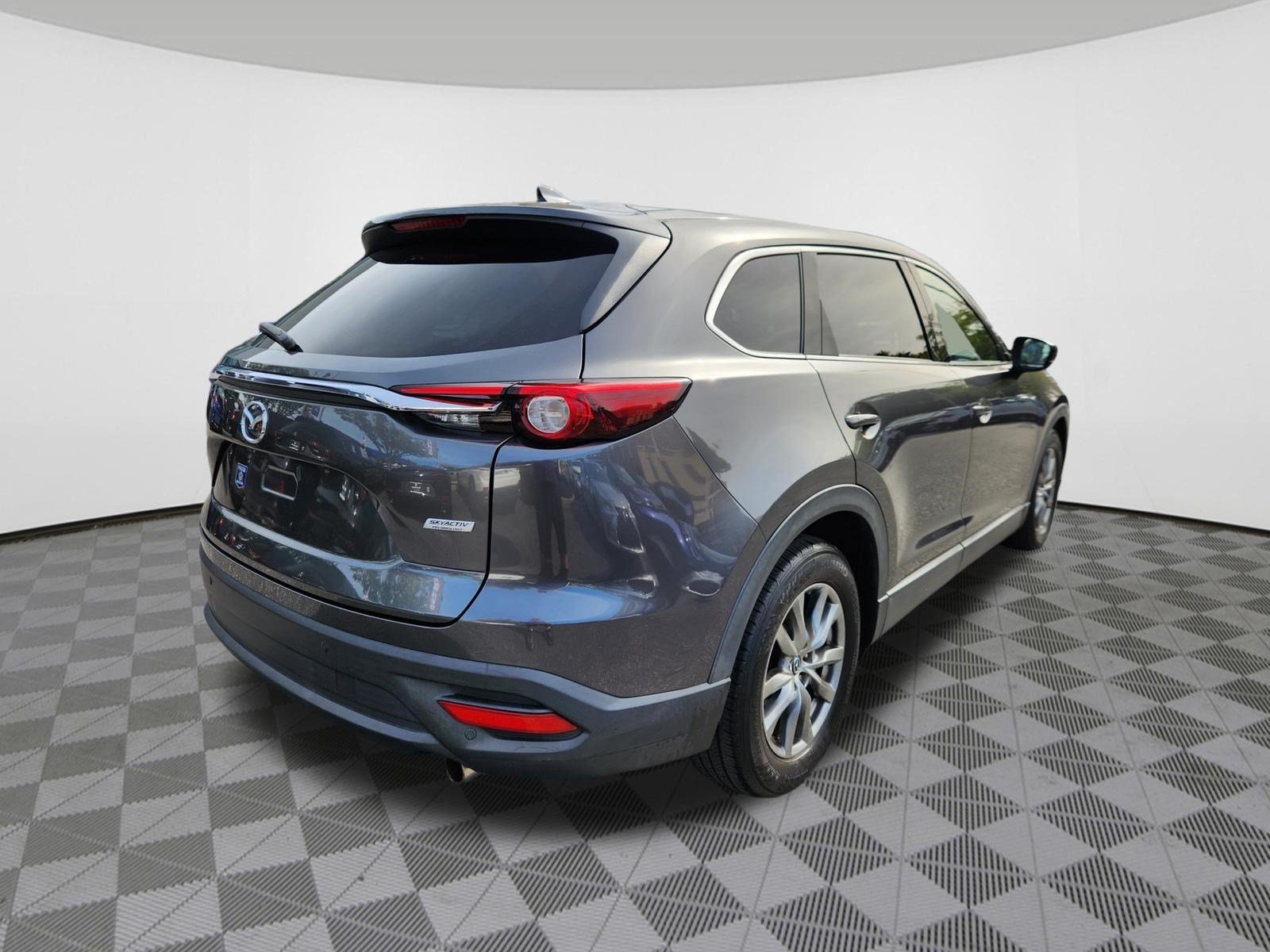 Used 2019 MAZDA CX-9 Touring w/ Touring Premium Package AWD/4WD image 4