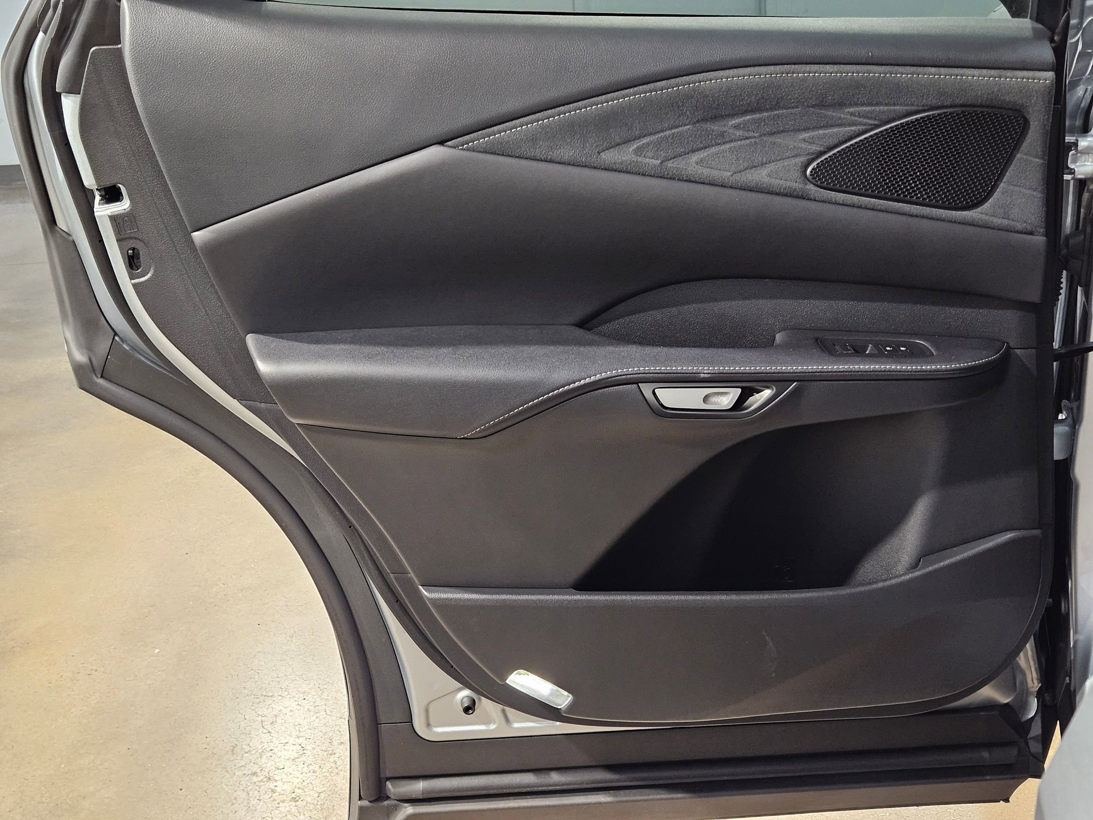 Used 2023 Lexus RX 350 F Sport w/ Cold Area Package image 34