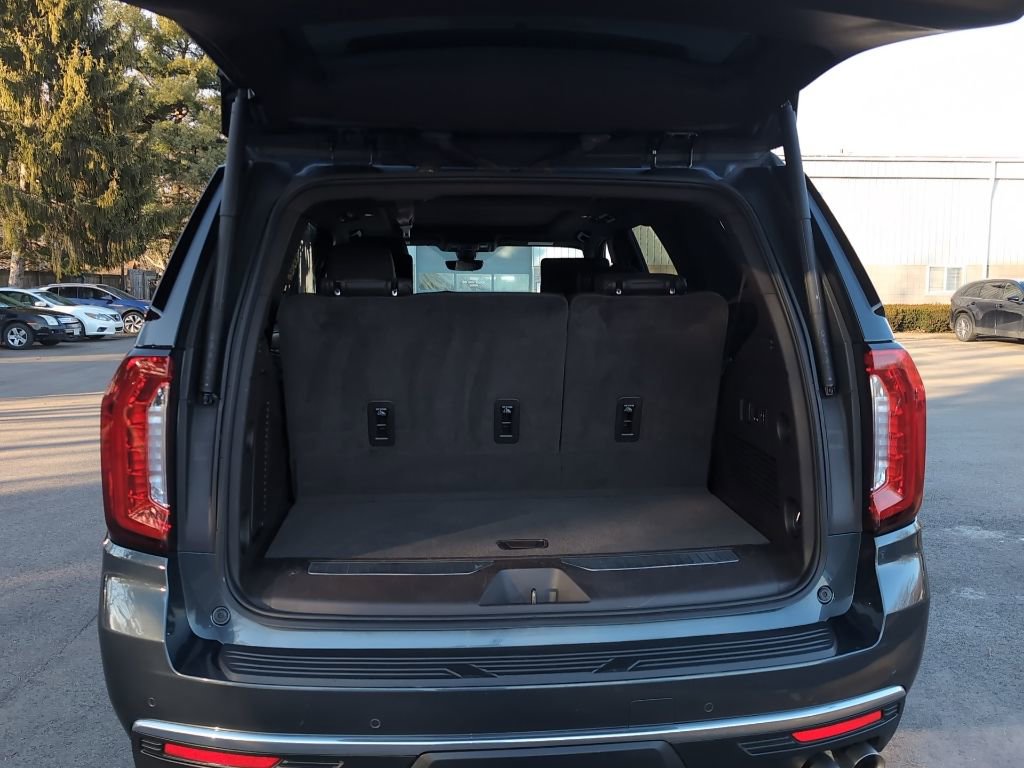 Used 2021 GMC Yukon Denali w/ Denali Ultimate Package image 15