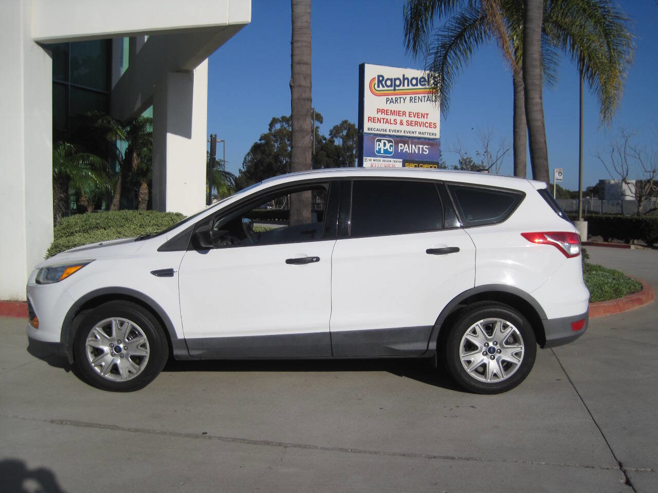 Used 2016 Ford Escape S FWD image 7