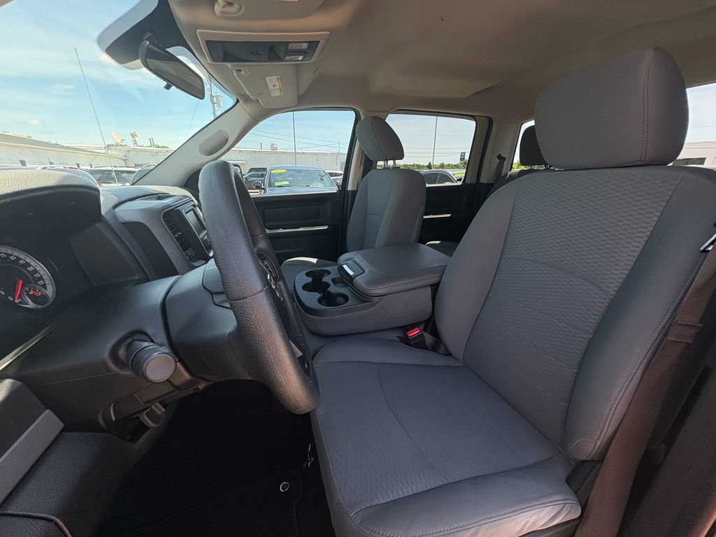 Used 2019 RAM 1500 Express w/ Wheel & Sound Group AWD/4WD image 12