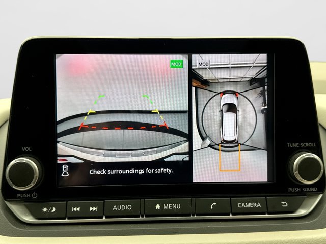 Used 2023 Nissan Rogue SL AWD/4WD image 15
