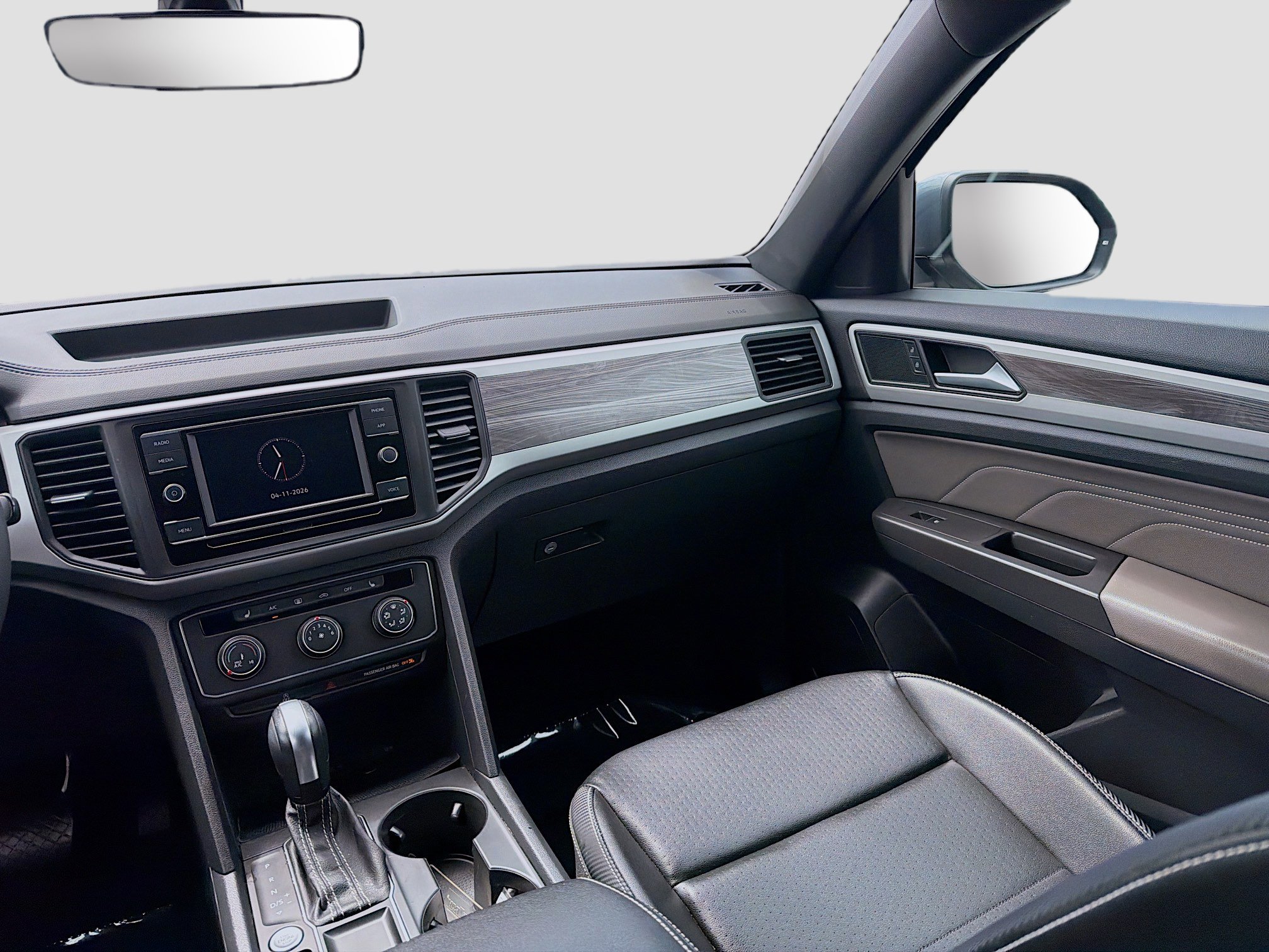 Used 2022 Volkswagen Atlas Cross Sport SE image 21