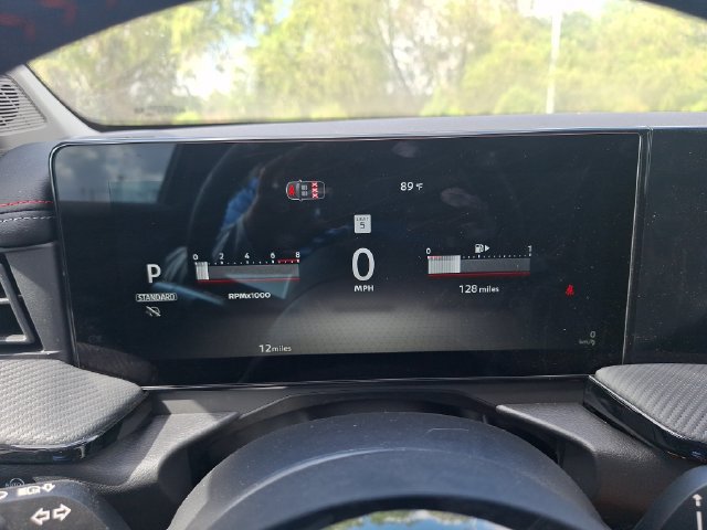New 2026 Nissan Kicks SR w/ SR Premium Package FWD image 15