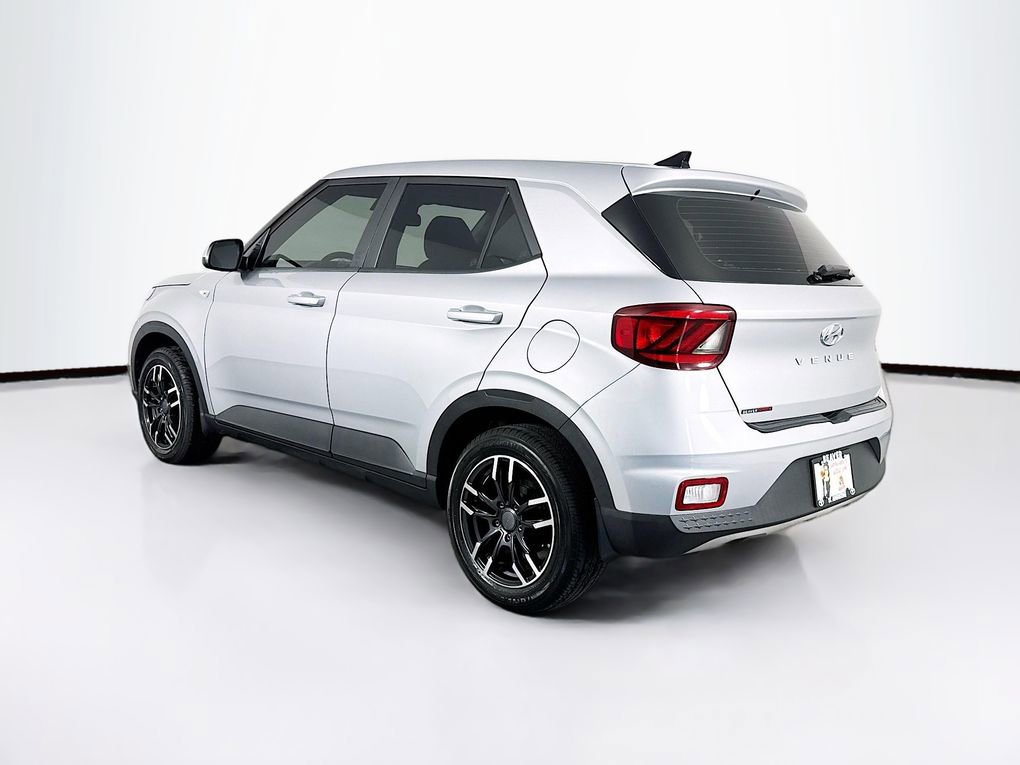 Used 2020 Hyundai Venue SE image 7