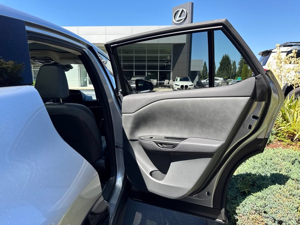 Certified 2023 Lexus RZ 450e Premium w/ Technology Package AWD/4WD image 17