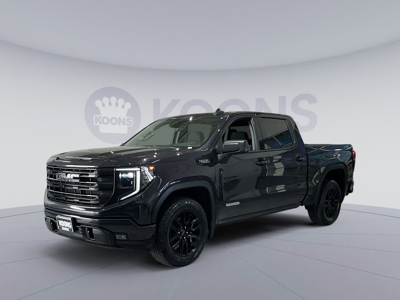 Used 2023 GMC Sierra 1500 Elevation image 1