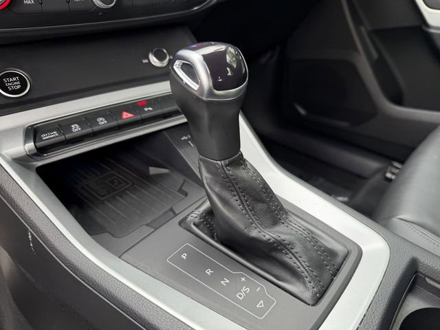 Used 2023 Audi Q3 2.0T Premium Plus w/ Premium Plus Package AWD/4WD image 25