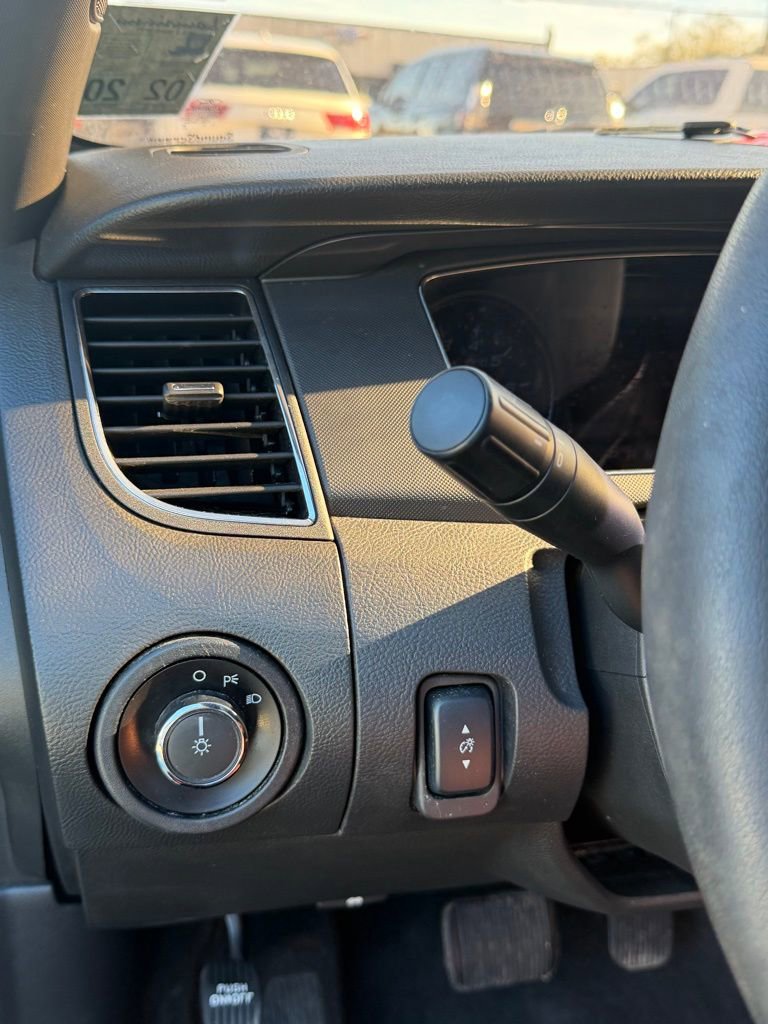 Used 2018 Ford Taurus Police Interceptor image 10