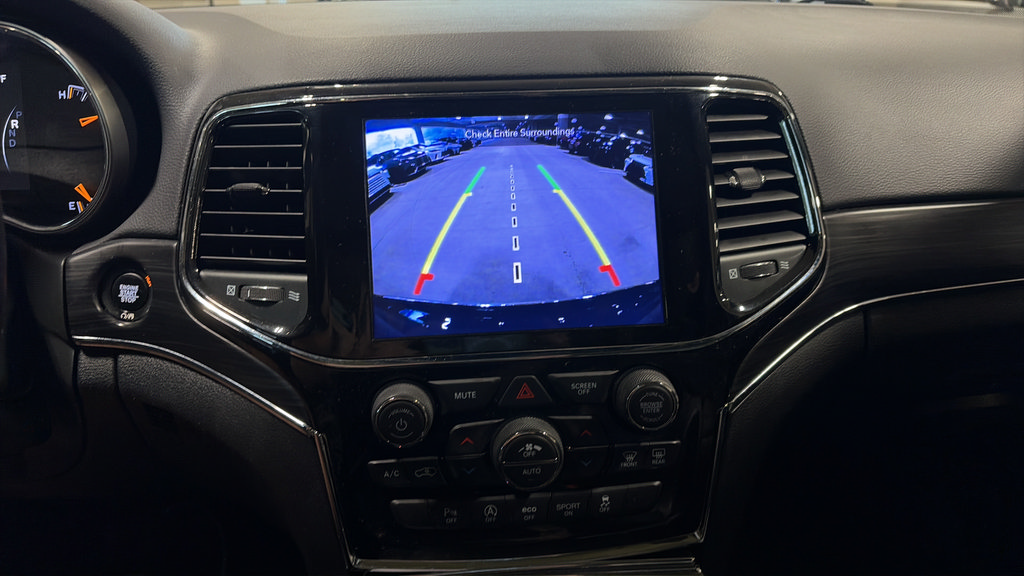 Used 2020 Jeep Grand Cherokee Limited w/ Luxury Group II AWD/4WD image 29