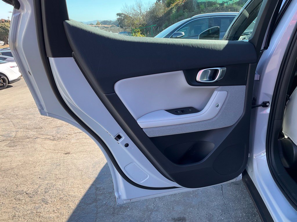 Used 2024 Polestar Polestar 2 AWD/4WD image 37