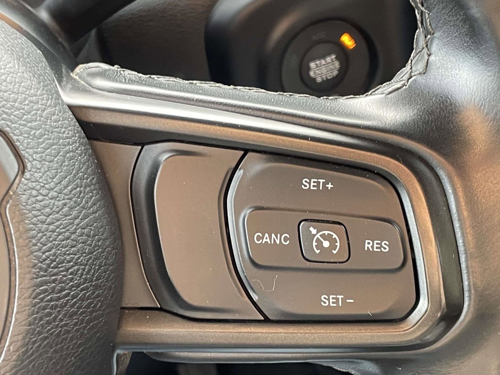 Used 2021 Jeep Gladiator Sport AWD/4WD image 13