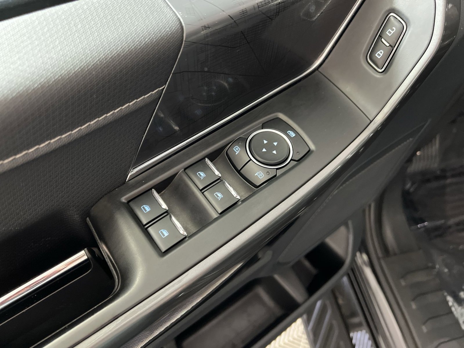 Used 2023 Ford F150 XLT w/ Equipment Group 302A High image 12