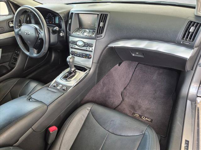 Used 2015 INFINITI Q60 Convertible w/ Premium Package RWD image 22