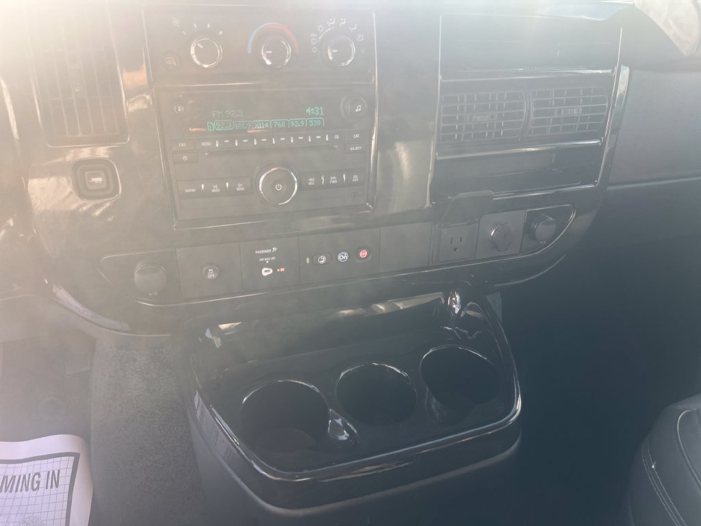 Used 2023 Chevrolet Express 2500 Extended RWD image 18