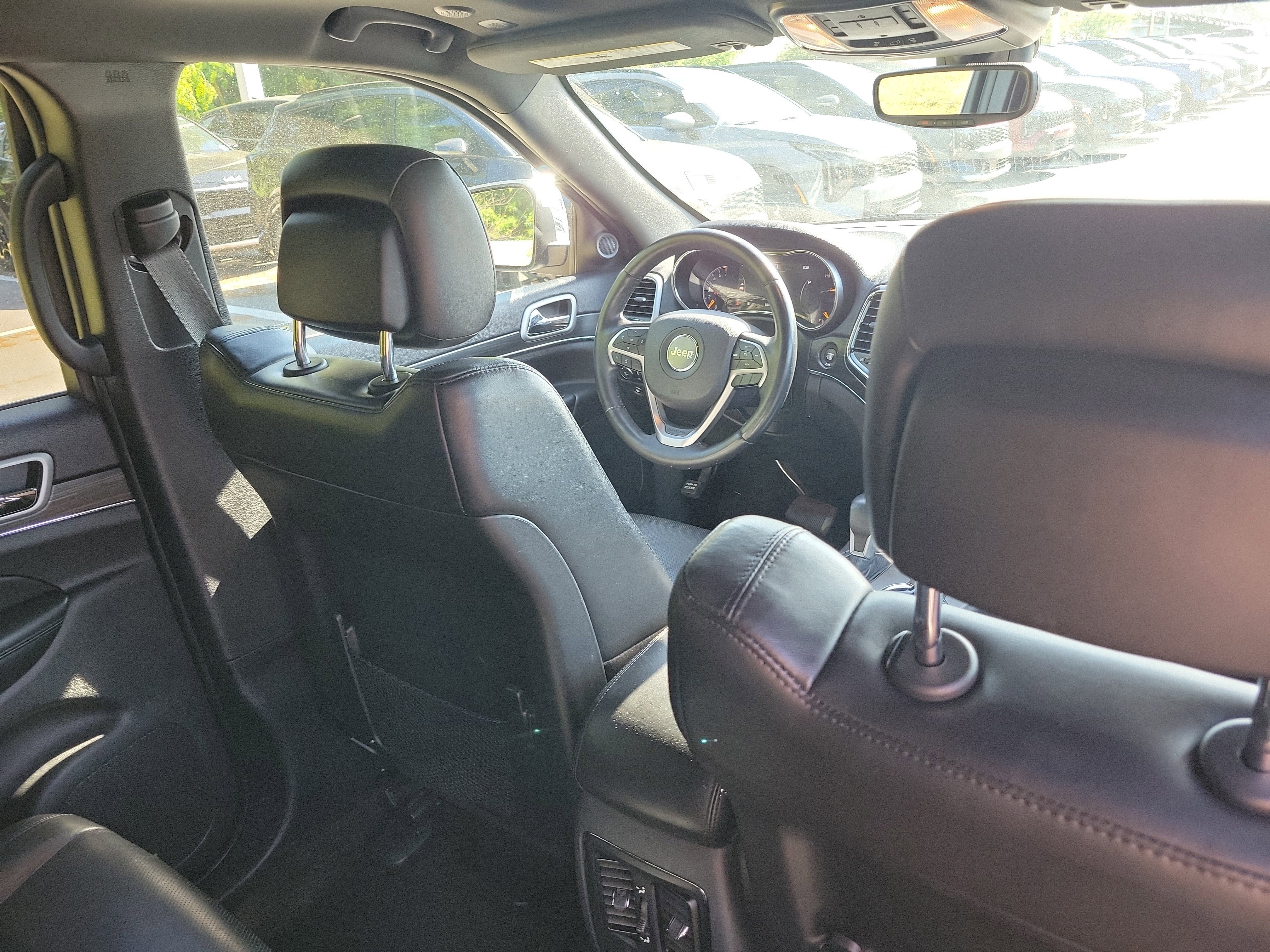 Used 2020 Jeep Grand Cherokee Limited w/ Luxury Group II image 13