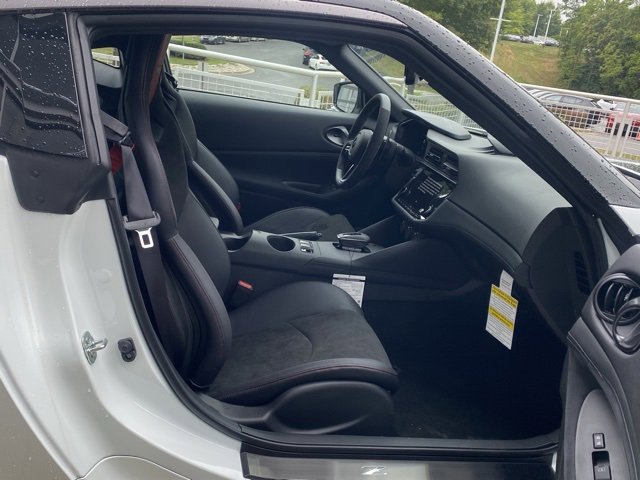 New 2024 Nissan Z NISMO w/ Floor Mat Package image 34