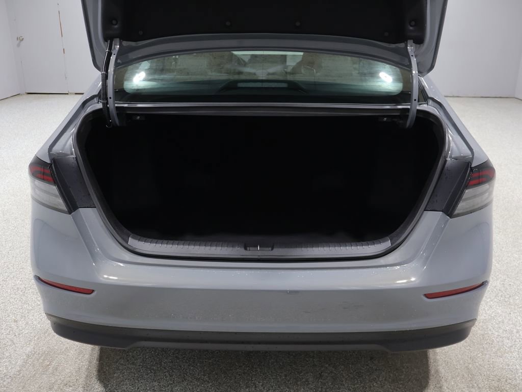 Used 2025 Honda Accord Sport image 20