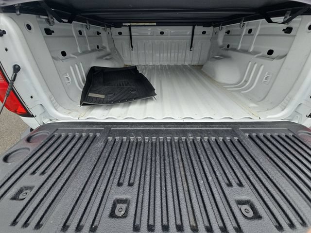 Used 2022 Chevrolet Colorado LT RWD image 28