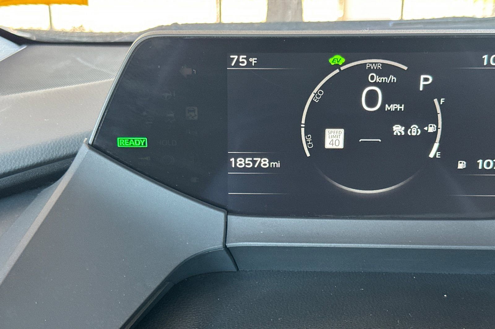 Used 2025 Toyota Prius LE image 30