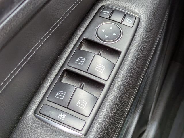 Used 2014 Mercedes-Benz E 350 Cabriolet image 22