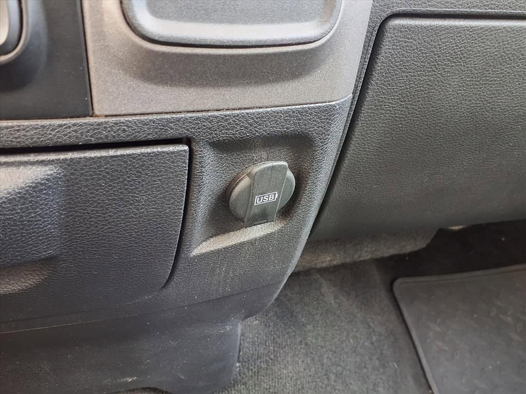 Used 2017 RAM 2500 Tradesman w/ Chrome Appearance Group image 12