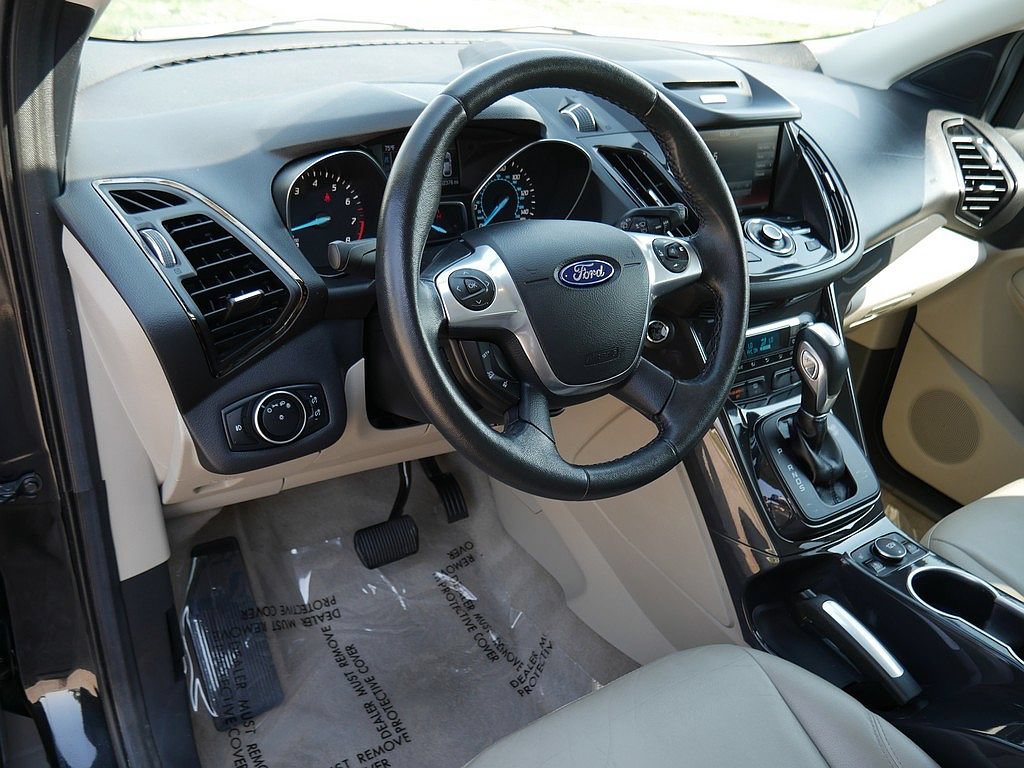 Used 2015 Ford Escape Titanium AWD/4WD image 12