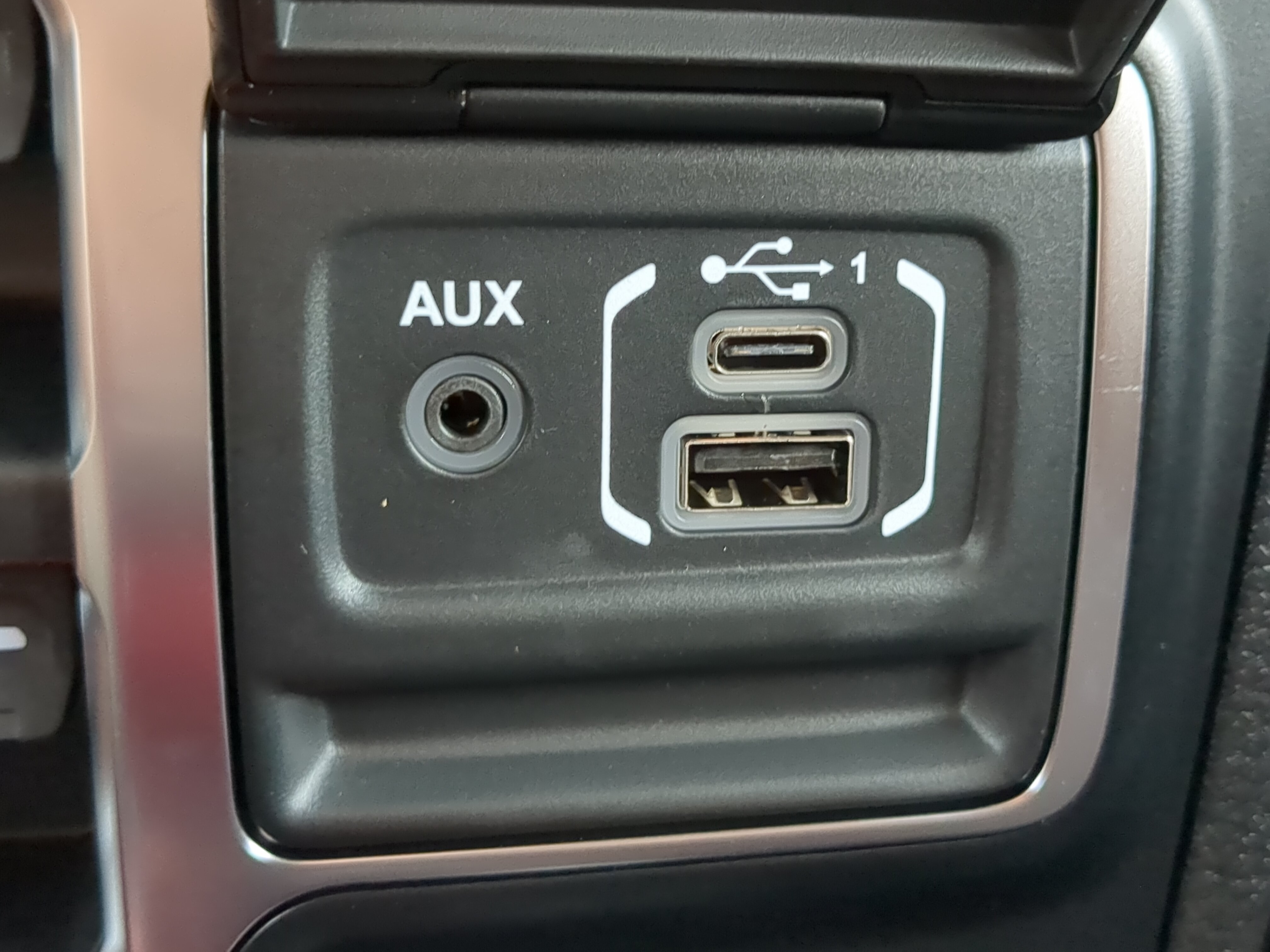 New 2026 Jeep Wrangler Unlimited Sahara AWD/4WD image 19