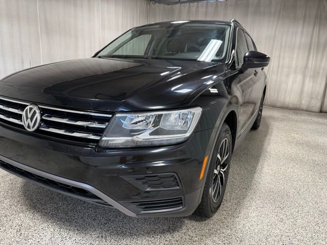 Used 2021 Volkswagen Tiguan SE image 33