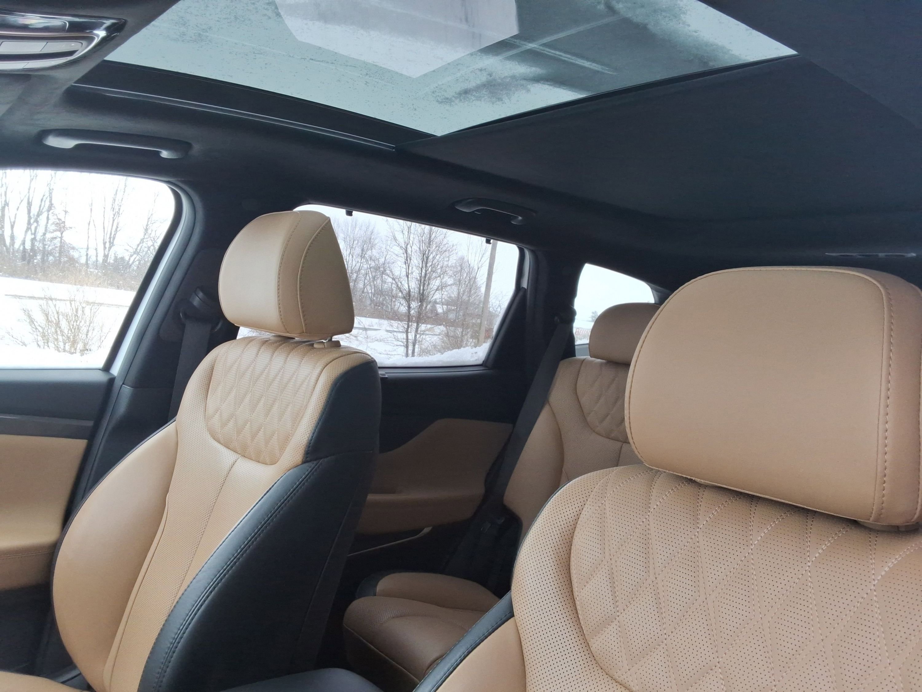 Used 2023 Hyundai Santa Fe Calligraphy w/ Cargo Package image 20