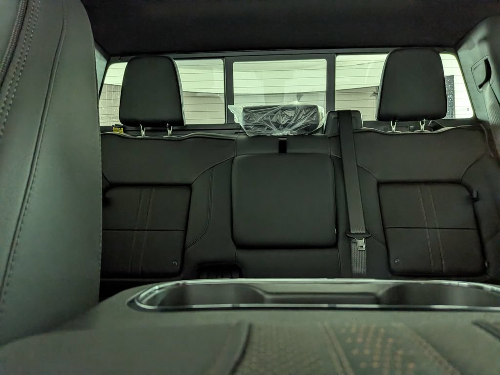 New 2026 Chevrolet Silverado 2500 High Country w/ High Country Premium Package AWD/4WD image 28