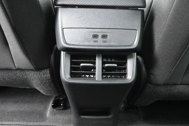New 2026 Chevrolet Equinox LT w/ Safety and Technology Package FWD image 24