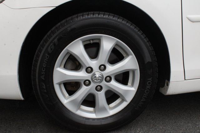 Used 2011 Toyota Camry LE w/ LE Extra-Value Pkg image 63
