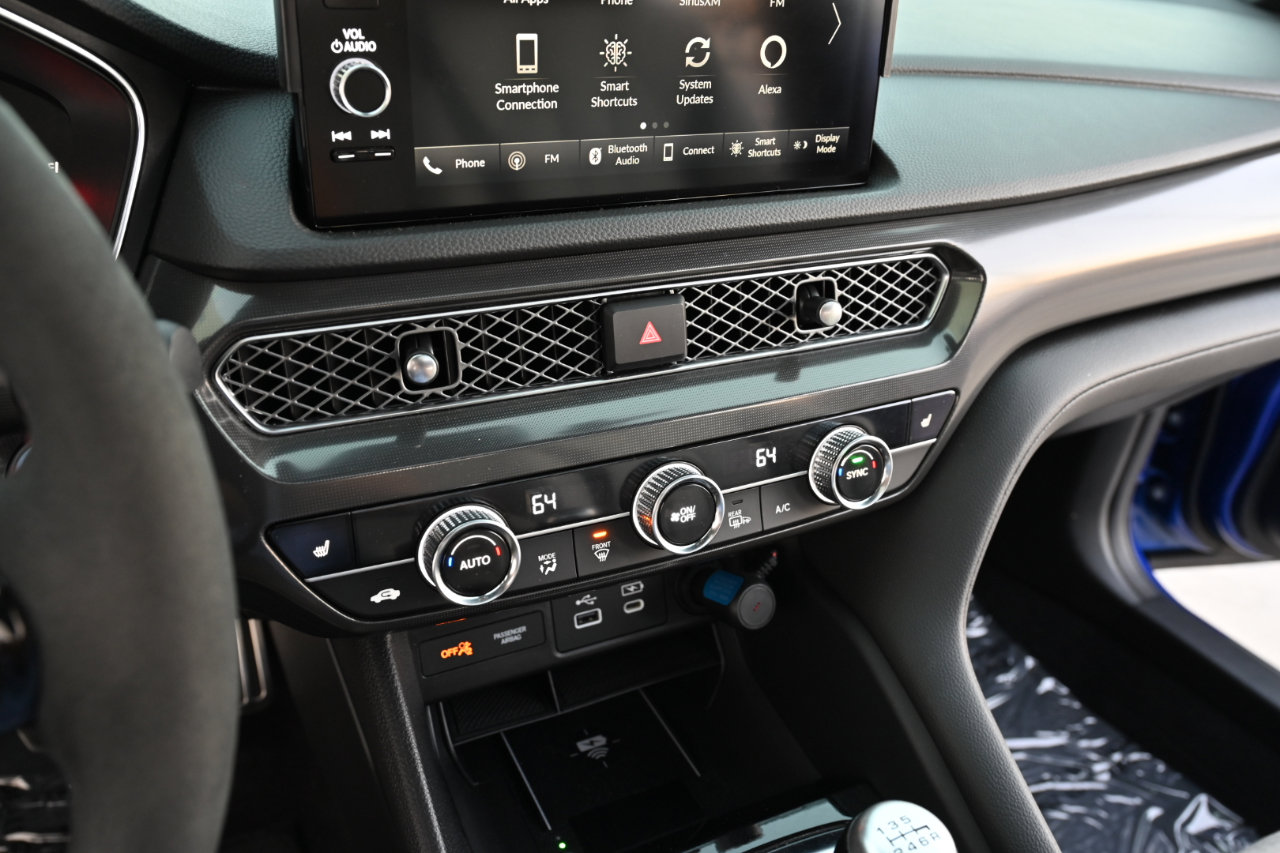 Used 2023 Acura Integra A-Spec image 19