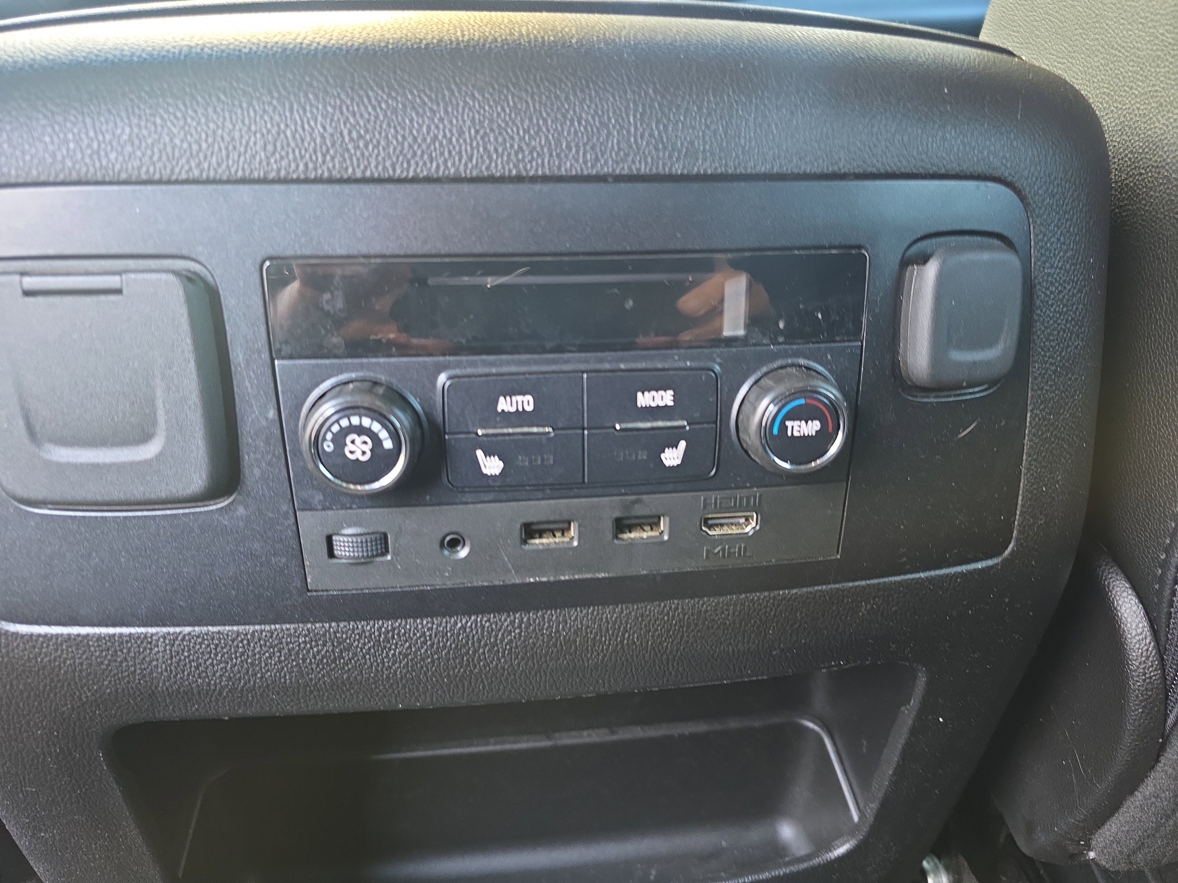 Used 2017 Chevrolet Tahoe Premier image 16