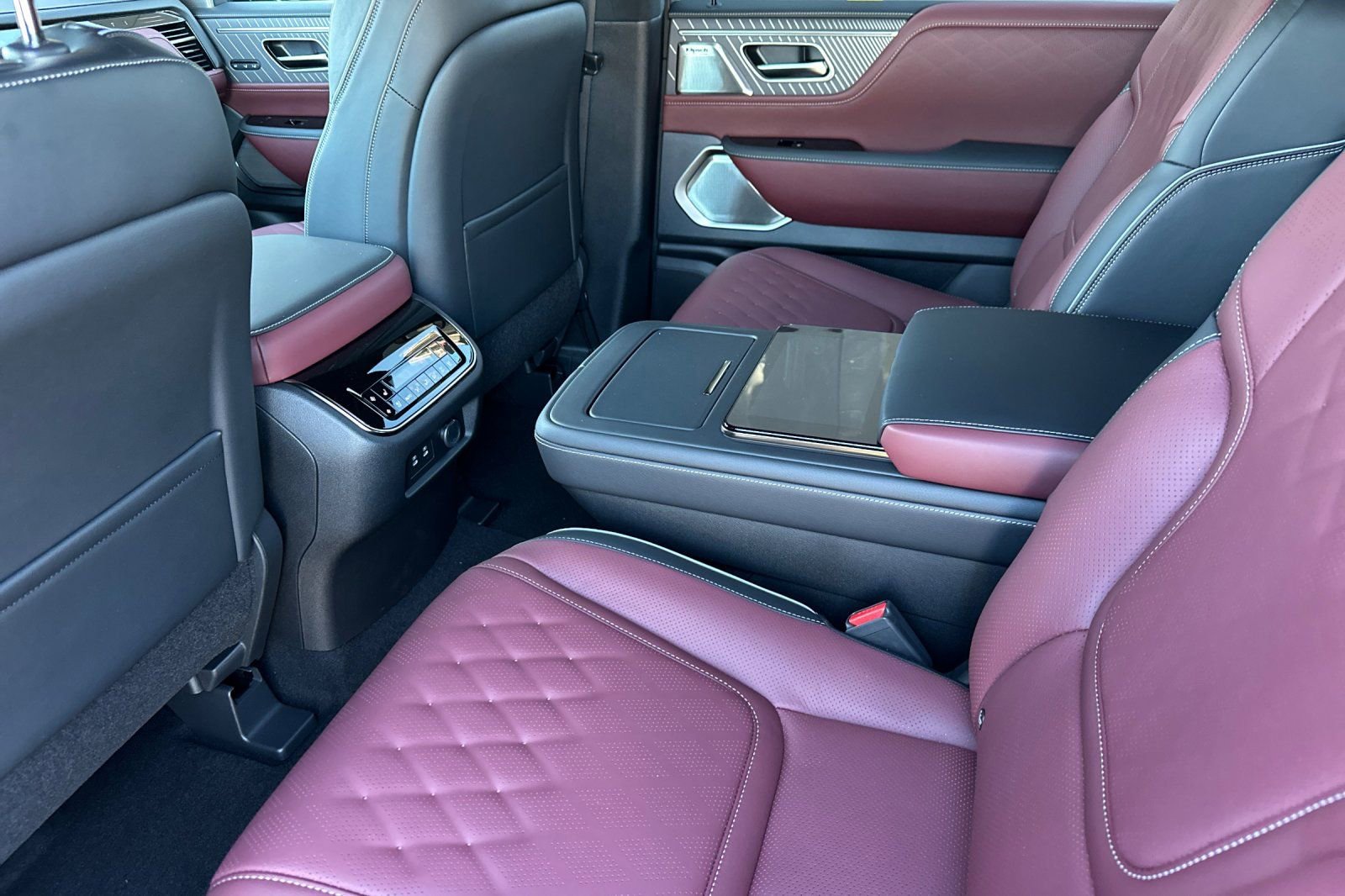 New 2026 INFINITI QX80 Autograph image 12