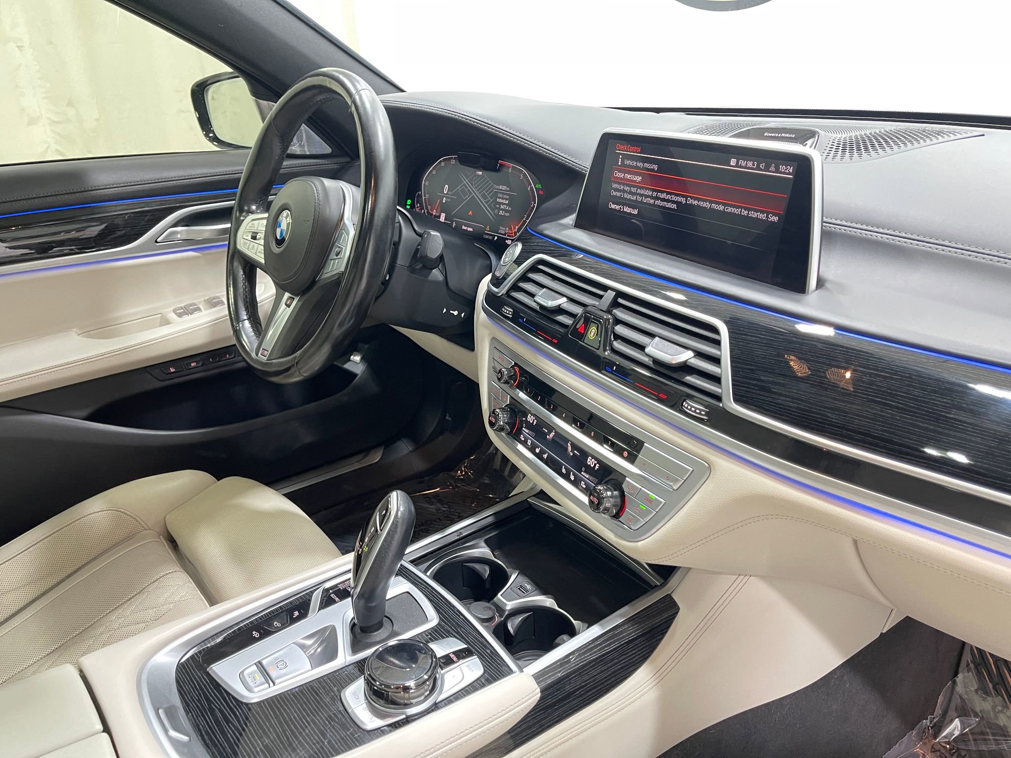 Used 2021 BMW 750i xDrive w/ Executive Package AWD/4WD image 20