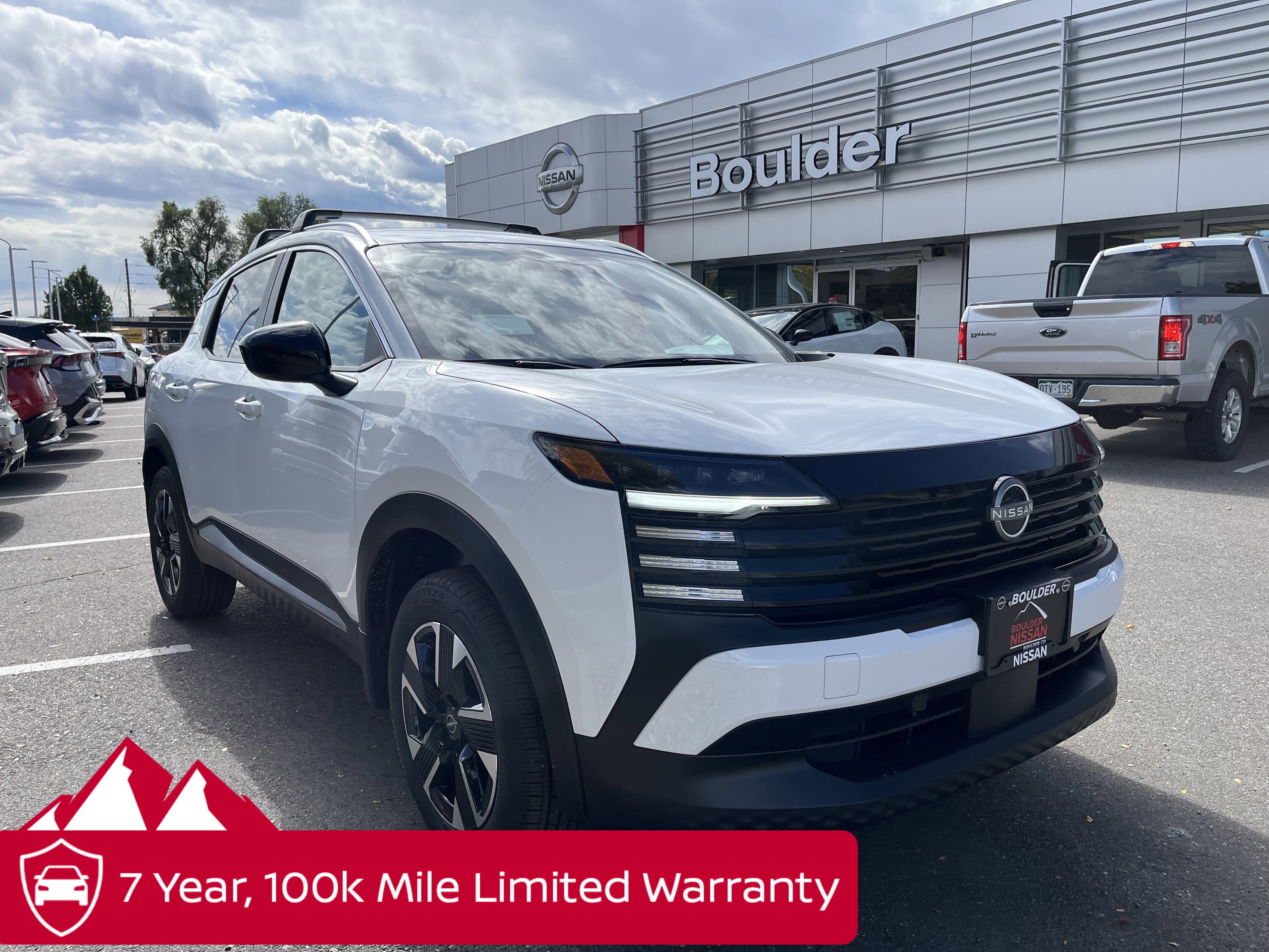 New 2026 Nissan Kicks SV image 1