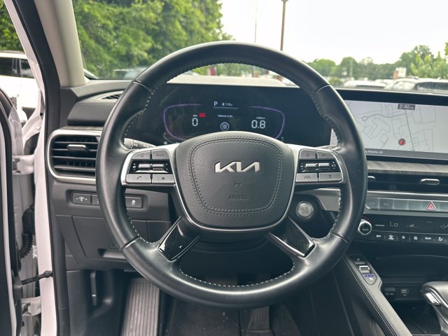Certified 2024 Kia Telluride EX w/ EX Captain's Chair Package FWD image 28
