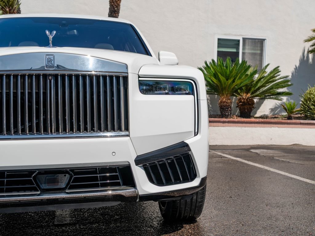 New 2026 Rolls-Royce Cullinan image 45