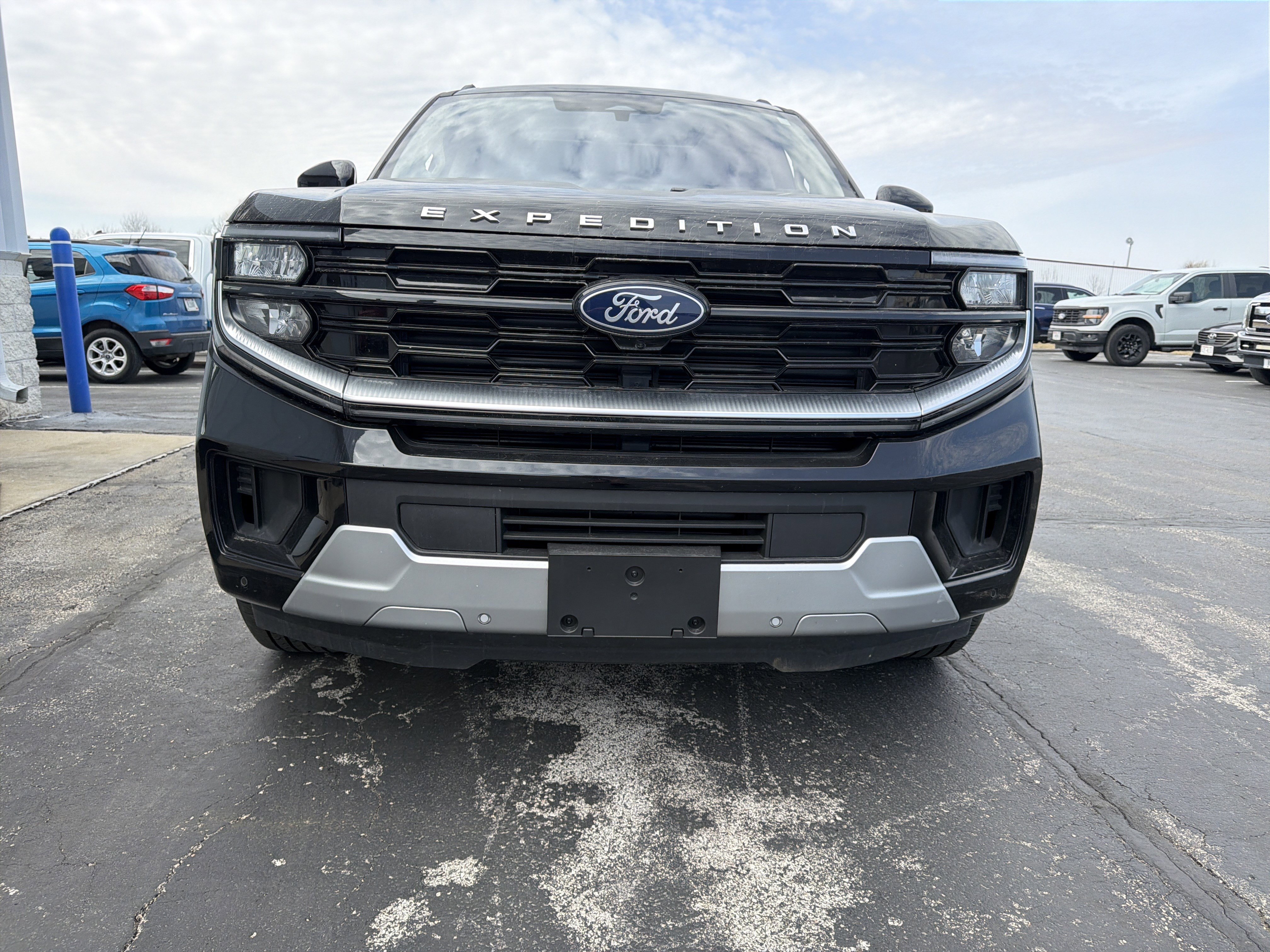 Used 2025 Ford Expedition Max Platinum image 90