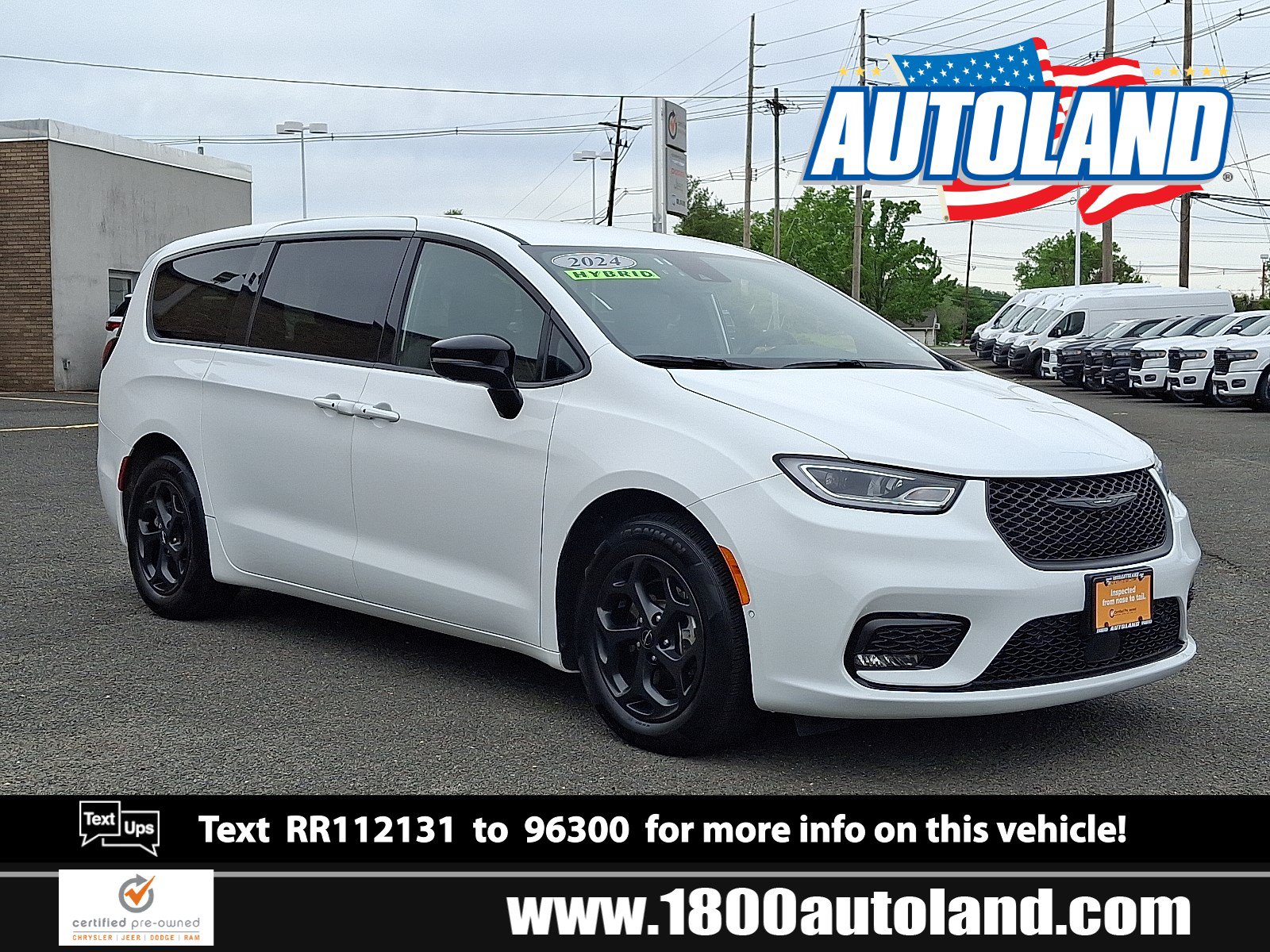 Used 2024 Chrysler Pacifica Limited FWD image 1