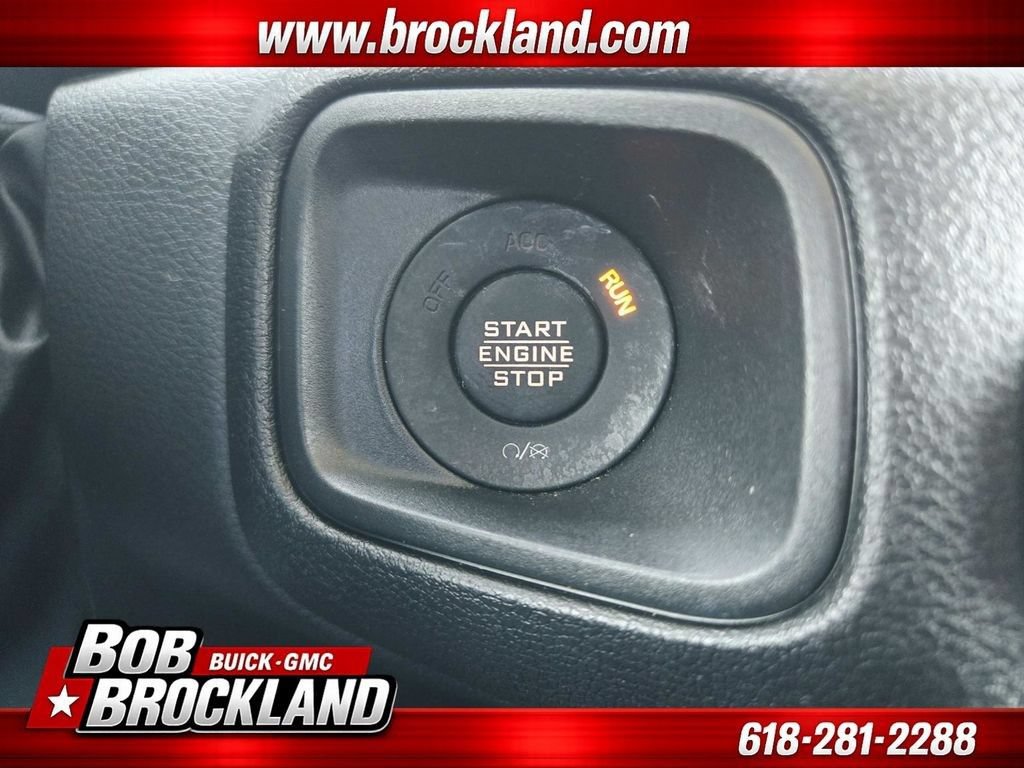 Used 2024 Jeep Wrangler Unlimited AWD/4WD image 35