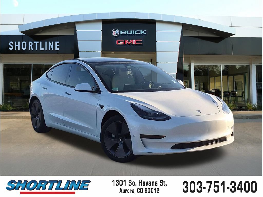 Used 2021 Tesla Model 3 Standard Range Plus RWD image 1
