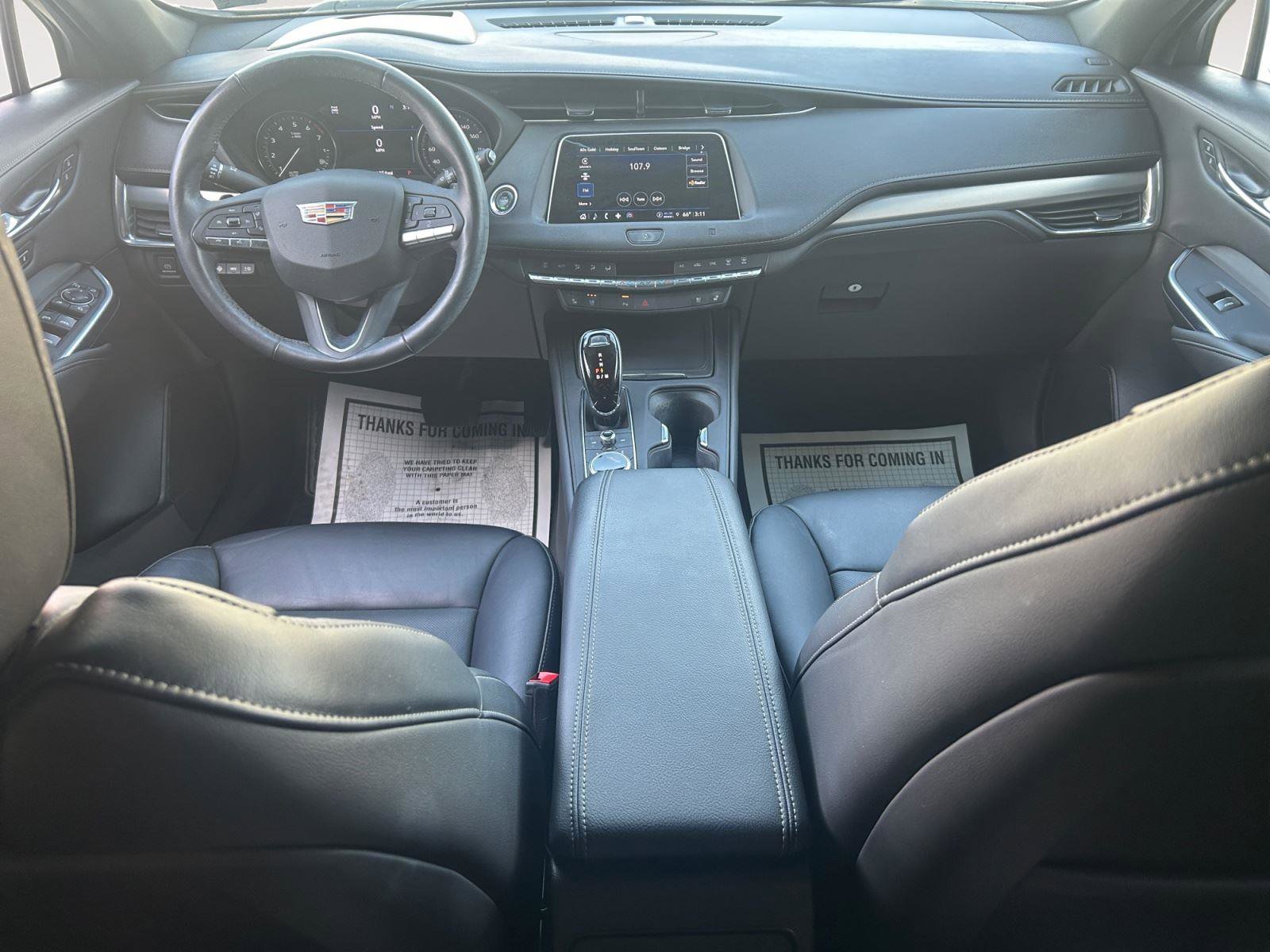 Used 2021 Cadillac XT4 Premium Luxury AWD/4WD image 10